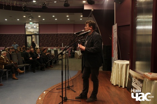 2/20 img_9358_logo.jpg