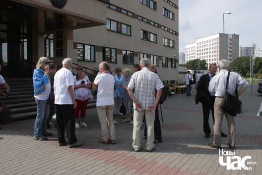 img_9396_1_logo.jpg img_9396_1_logo.jpg