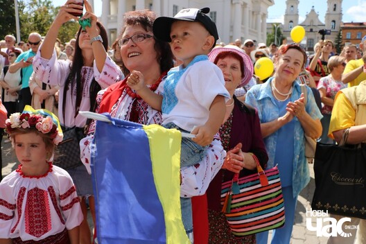 14/21 img_9519_1024x683_logo.jpg