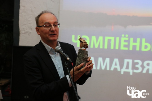 1/18 img_9821_logo.jpg