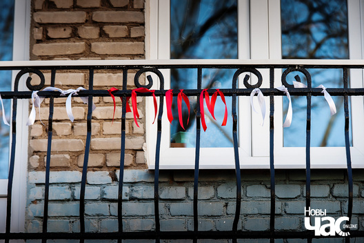 img_9940_2_logo.jpg img_9940_2_logo.jpg