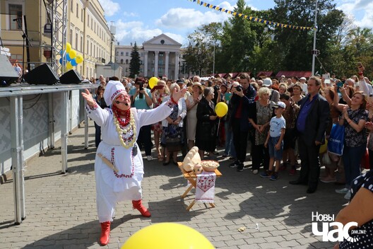 32/32 img_9971_1280x853_logo.jpg