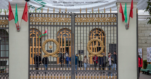 Як ідэалогія ў беларускіх школах забівае адукацыю