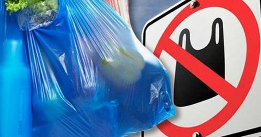 У крамах уводзяць папяровыя пакеты і посуд і скарачаюць колькасць пластыкавых
