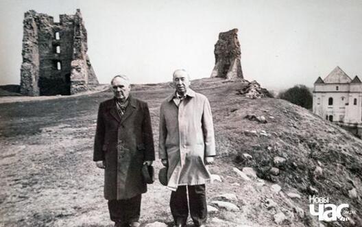 Яўген Усюкевіч і Язэп Сажыч, Наваградак, 1990-я гады Яўген Усюкевіч і Язэп Сажыч, Наваградак, 1990-я гады