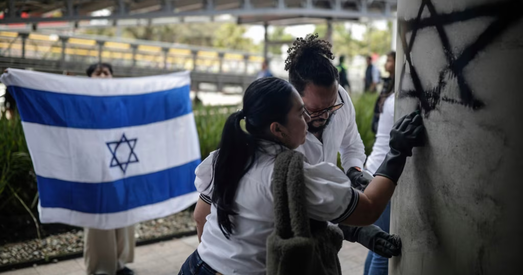 Антысэмітызм паказвае зубы па ўсёй плянэце. Ужо нават і кусае