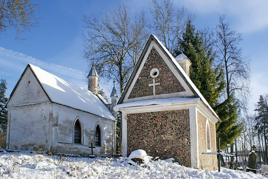 Капліцы на каталіцкіх могілках у Сапоцкіне Капліцы на каталіцкіх могілках у Сапоцкіне