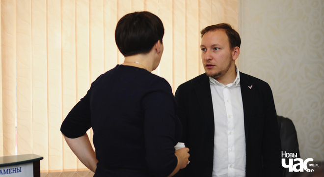 «Цяжкі лёс чакае Караткевіч Канапацкую, Чэрэчня. Бо вайна не дапускае паўтаноў» «Цяжкі лёс чакае Караткевіч, Канапацкую, Чэрэчня. Бо вайна не дапускае паўтаноў»