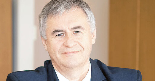 Новы міністр інфармацыі — беларускамоўны пісьменнік Алесь Карлюкевіч