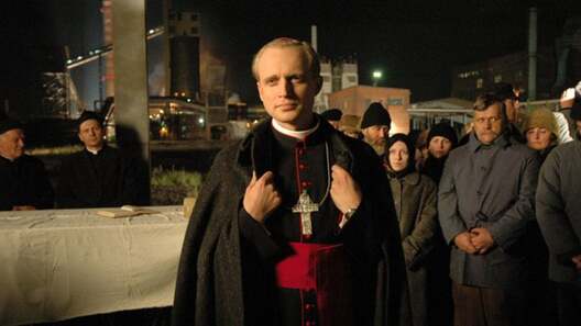 karol__un_uomo_diventato_papa_3.jpg karol__un_uomo_diventato_papa_3.jpg