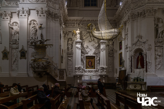 7/9 kasciel_sv.piatra_i_paula_yerchak_007_logo.jpg