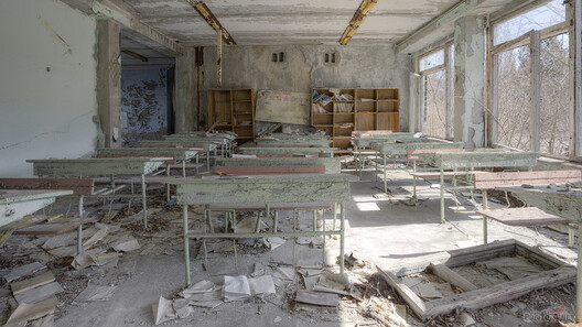 klass_v_zabroshennoj_shkole.jpg klass_v_zabroshennoj_shkole.jpg