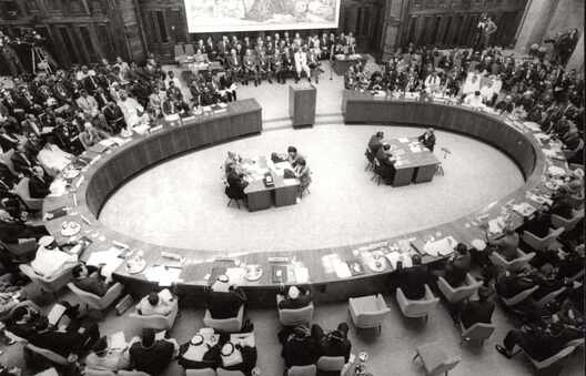 Першы саміт 1961 года Першы саміт 1961 года