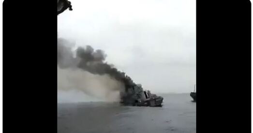 З'явілася яшчэ і відэа, як палае крэйсер "Масква"