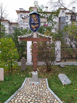 Крыж Гадлеўскага, Залатагорскія могілкі (2019) Крыж Гадлеўскага, Залатагорскія могілкі (2019)