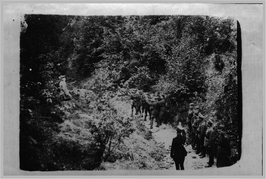 Расстрэл беларускіх сялян акупантамі Расстрэл беларускіх сялян акупантамі