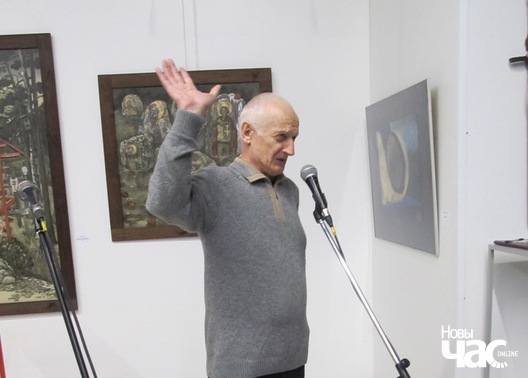 Алесь Разанаў выступае 22 лютага 2017 году ў сталічным Палацы мастацтва на
адкрыцці II дакументальна-мастацкай
выставы “Праўда пра Курапаты. Факты, дакументы, сведчанні” Алесь Разанаў выступае 22 лютага 2017 году ў сталічным Палацы мастацтва на
адкрыцці II дакументальна-мастацкай
выставы “Праўда пра Курапаты. Факты, дакументы, сведчанні”