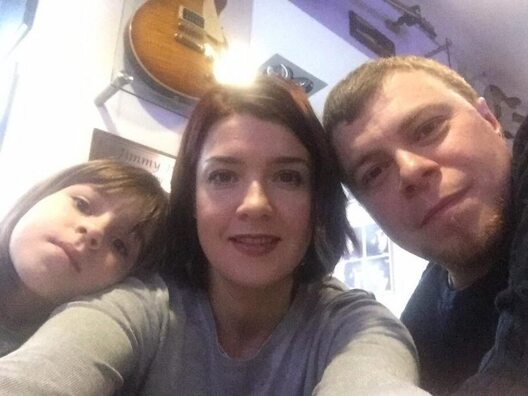 Ніна і Уладзь Лабковічы са старэйшай дачкой Адэляй Ніна і Уладзь Лабковічы са старэйшай дачкой Адэляй