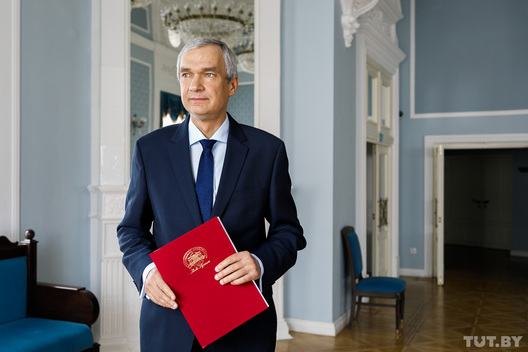 latushko_zayavil_ob_uvolnenii_30_diplomatov_v_blizhajshie_dni_mid_informaciju_ne_kommentiruet.jpg latushko_zayavil_ob_uvolnenii_30_diplomatov_v_blizhajshie_dni_mid_informaciju_ne_kommentiruet.jpg