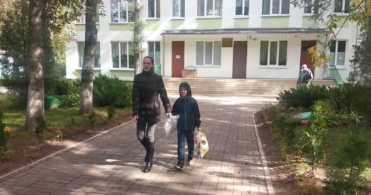 Супраць Алены Лазарчык, сына якой пасля выбараў-2020 забіралі ў прытулак, распачалі крымінальную справу