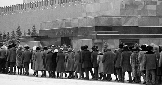 Пуцін параўнаў цела Леніна з мошчамі хрысціянскіх святых