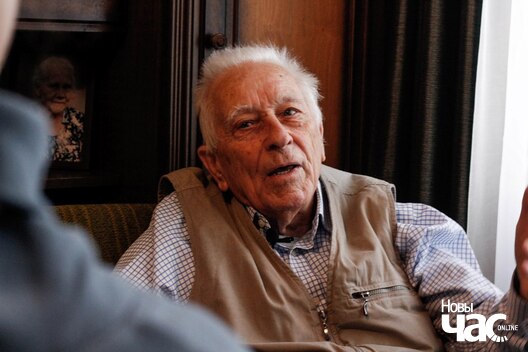 1/5 lycz__10_of_10__logo.jpg