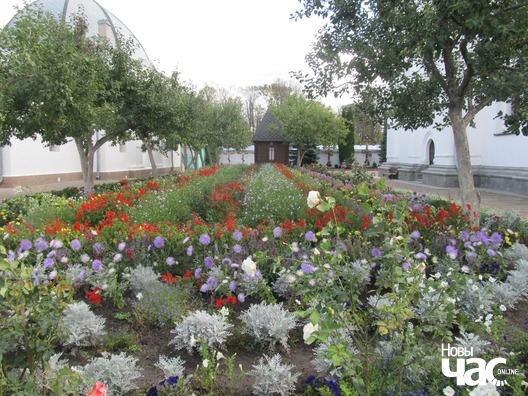 10/13 mahil_vandr_kur22_logo.jpg