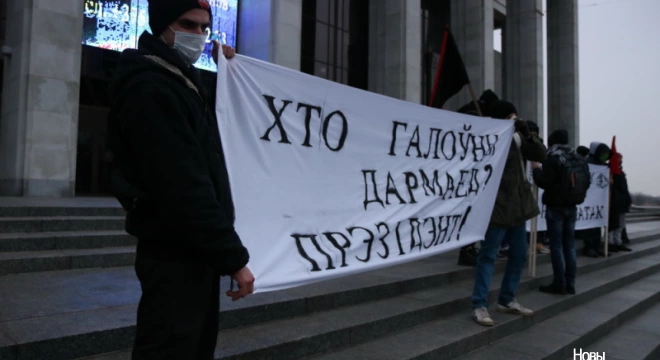 «Праблема ў тым, што ў Беларусі працаваць няма каму» «Праблема не ў тым, што людзі не хочуць працаваць, а ў тым, што ў эканоміцы людзей няма»