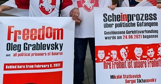 «Мне сказалі, што ў суседняй камеры мой сын з мяшком на галаве»