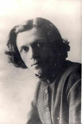 Міхась Чарот. Фота апублікавана ў артыкуле Віктара Жыбуля (часопіс «Роднае слова». 2011. № 11), commons.wikimedia.org Міхась Чарот. Фота апублікавана ў артыкуле Віктара Жыбуля (часопіс «Роднае слова». 2011. № 11), commons.wikimedia.org