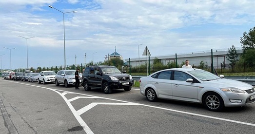 Ва Украіне дазволілі некаторым мужчынам выезд за мяжу, але ёсць умовы