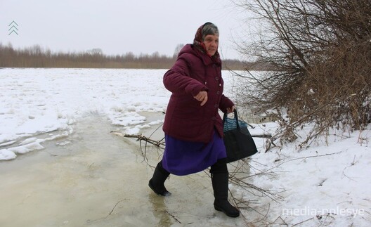 Дадому прыйдзецца ісці з мокрымі нагамі ... Дадому прыйдзецца ісці з мокрымі нагамі ...