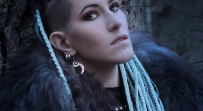 «Гучаць сваім непаўторным рытмам сэрца». Сёння дзень народзінаў палітзняволенай музыкі Надзеі Калач  «Гучаць сваім непаўторным рытмам сэрца». Сёння дзень народзінаў палітзняволенай музыкі Надзеі Калач