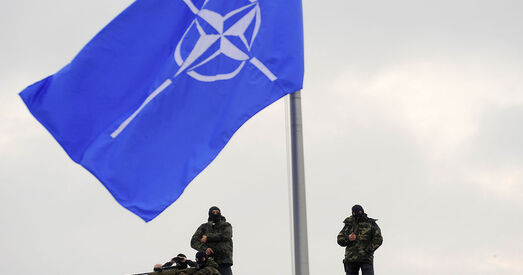 Расія прыпыняе свае прадстаўніцтва ў NATO