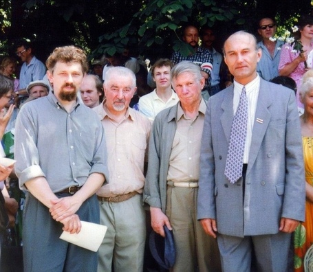 Сяргей Навумчык, Рыгор Барадулін, Васіль Быкаў, Зянон Пазьняк Сяргей Навумчык, Рыгор Барадулін, Васіль Быкаў, Зянон Пазьняк