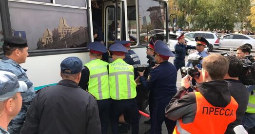 Антыкітайскія пратэсты ў Казахстане: дзясяткі затрыманых