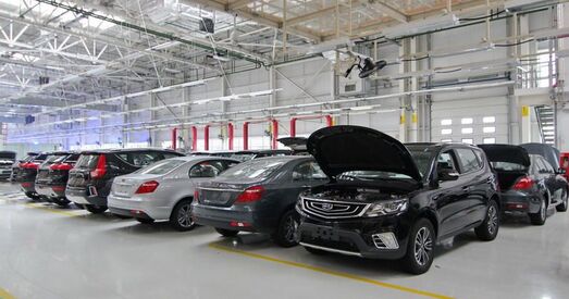 Лукашэнка раскрытыкаваў цэны на Geely - іх знізілі