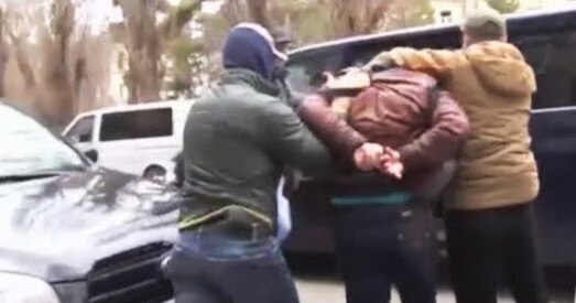 Як у Крыму «украінскага шпіёна» затрымлівалі (ВІДЭА)