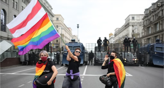 Фота з "экстрэмісцкага" рэсурсу  Фота з "экстрэмісцкага" рэсурсу