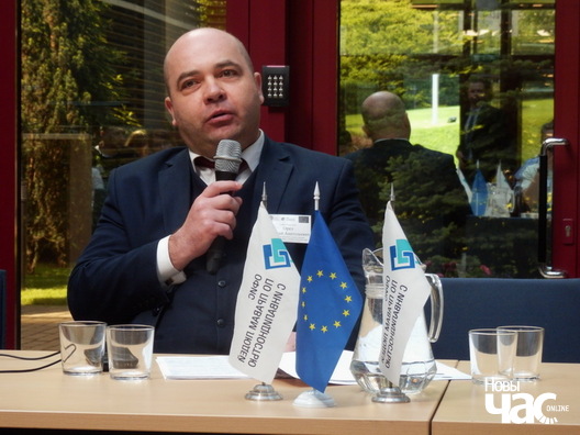 Мікалай Арол Мікалай Арол