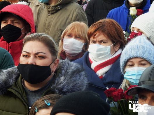 10/12 pb203040_logo.jpg