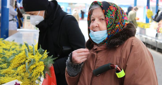 Шосты месяц запар. У Беларусі працягваюць падаць рэальныя пенсіі