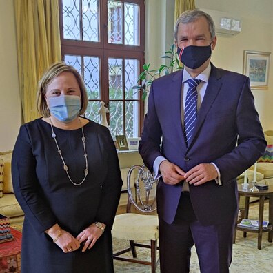 photo5204285664852554487.jpg photo5204285664852554487.jpg