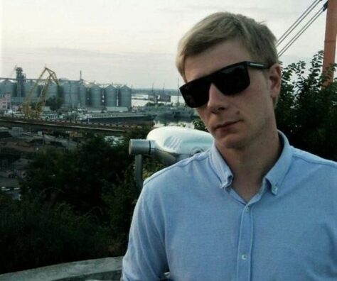 photo5273994504485057595_577x1024.jpg photo5273994504485057595_577x1024.jpg