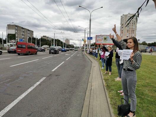 2/3 photo_2020_08_12_14_27_51.jpg