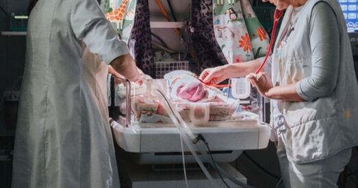 Дэвід Бэкхэм перадаў свой Instagram-акаўнт украінскім лекарам