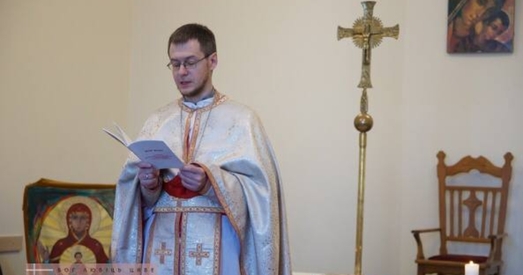 Святара аштрафавалі за салідарнасць з Украінай