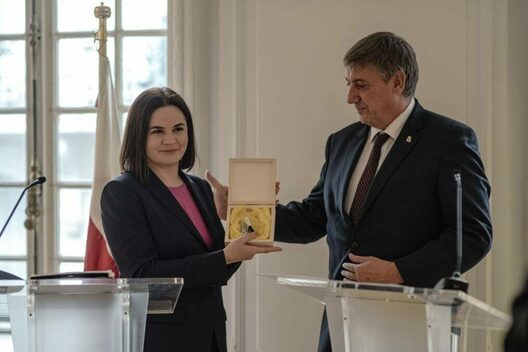 Уладзімір Астапенка і Святлана Ціханоўская Уладзімір Астапенка і Святлана Ціханоўская