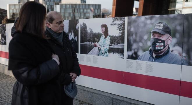 Ціханоўская адказала крытыкам «Вы хочаце пачаць гандаль людзьмі? Тады агучце: кім? як? дзе?» Ціханоўская адказала крытыкам