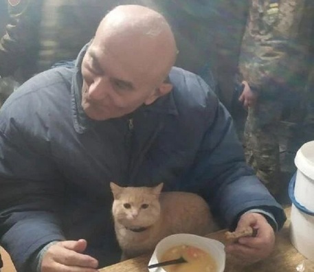 Зянон Пазняк на перадавой ва Украіне. Фота з тэлеграм-канала Зянона Пазняка Зянон Пазняк на перадавой ва Украіне. Фота з тэлеграм-канала Зянона Пазняка